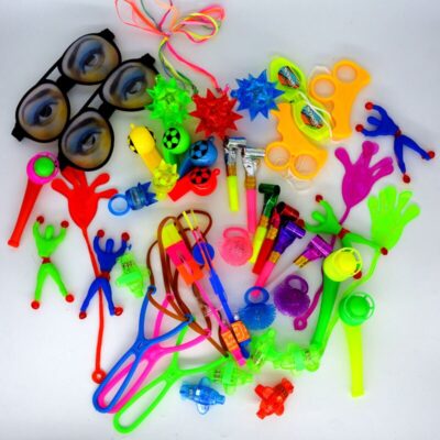 60 PCS Toys Assortment for Kids Party Party Classroom Rewards Carnival Prizes Bag Toys wedding birthday